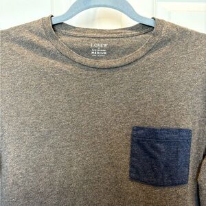 Men’s J. Crew 100% Cotton Slim Washed Brown Long Sleeve with Navy Pocket Size M